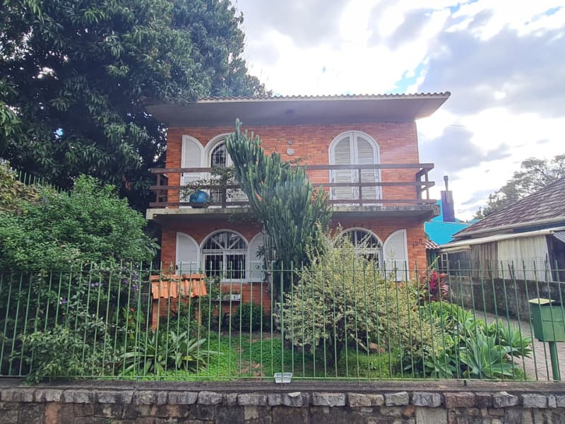 Foto 3 de 4: Casa em leilão em Porto Alegre - RS — LOTE 001 CASA (DESOCUPADA) NO BAIRRO SANTA MARIA GORETTI