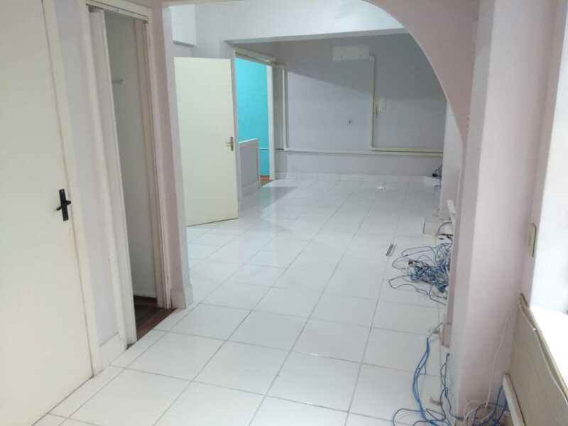 Foto 4 de 5: Comercial em leilão em Porto Alegre - RS — LOTE 001 SALA COMERCIAL (DESOCUPADA) NO CENTRO DE PORTO ALEGRE/RS - EXTRAJUDICIAL