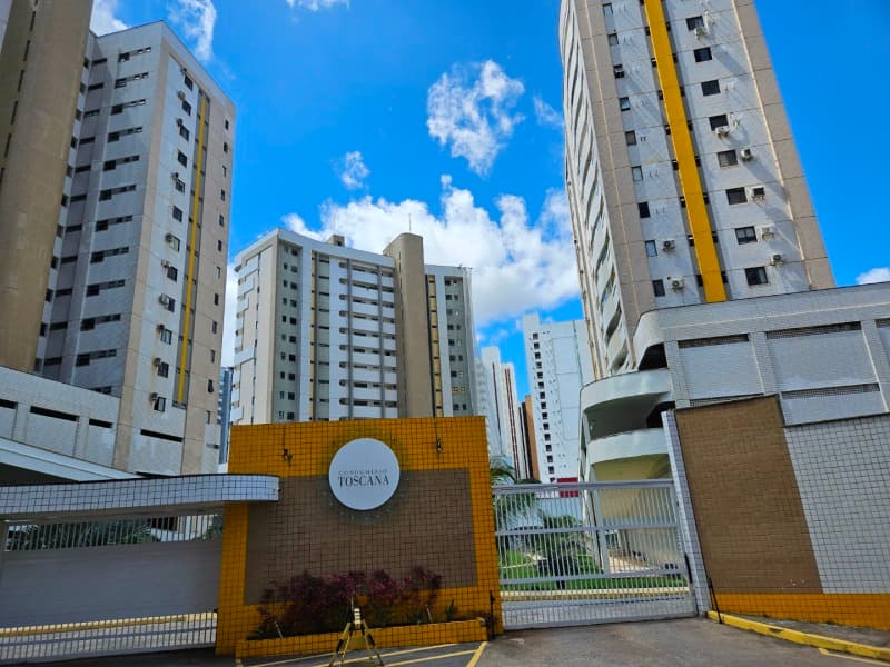 Foto 28 de 32: Apartamento em leilão em São Luís - MA — LOTE 001 Apartamento no Condomínio Toscana, torre Tiagnanello, unidade 102 B, Ponta do Farol com 51,
