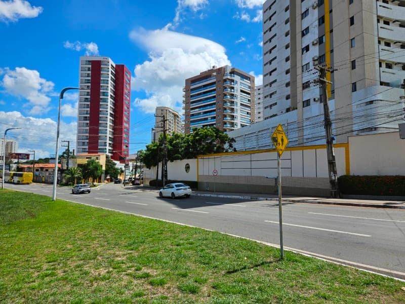 Foto 30 de 32: Apartamento em leilão em São Luís - MA — LOTE 001 Apartamento no Condomínio Toscana, torre Tiagnanello, unidade 102 B, Ponta do Farol com 51,