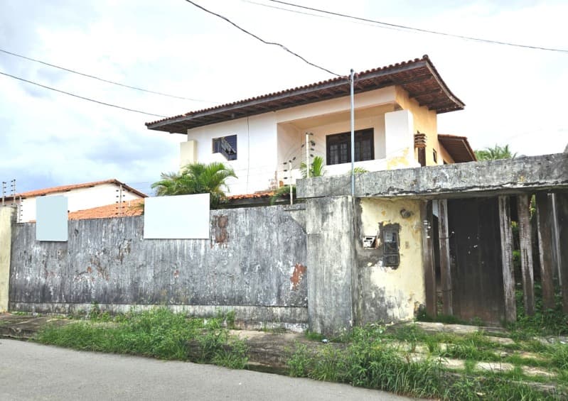 Terreno em leilão em São Luís - MA, bairro Calhau — LOTE 001 Casa no Calhau com área total de 1.800 m²