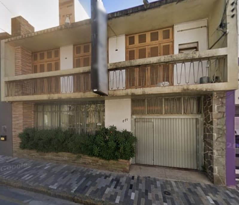 Foto 3 de 10: Comercial em leilão em Pelotas - RS, bairro Centro — LOTE 003 UM TERRENO URBANO CENTRAL, com a área aproximada de 419,05m², contendo construído um prédio