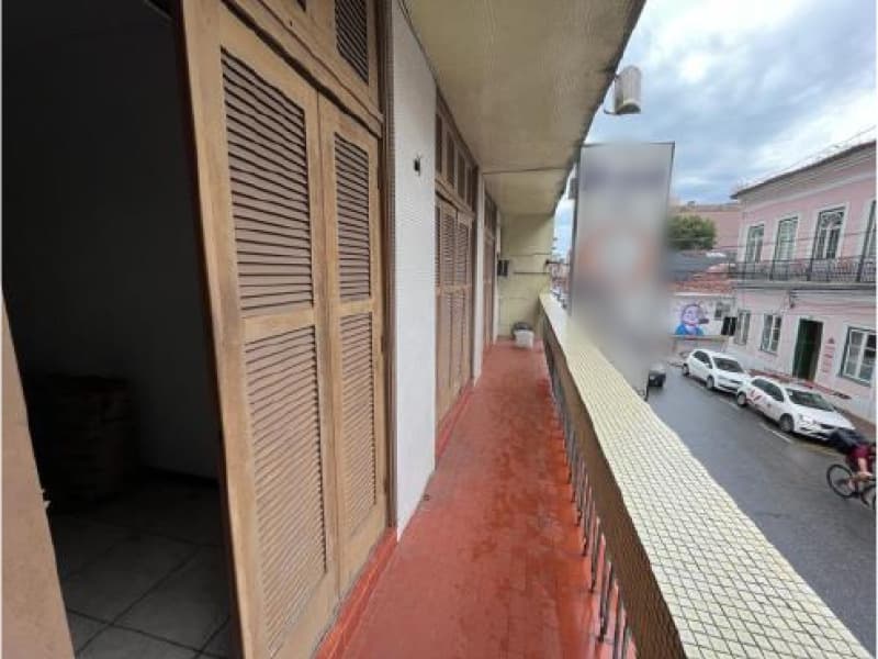 Foto 10 de 10: Comercial em leilão em Pelotas - RS, bairro Centro — LOTE 003 UM TERRENO URBANO CENTRAL, com a área aproximada de 419,05m², contendo construído um prédio