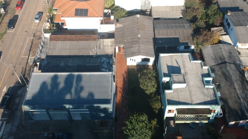 Foto 3 de 24: Casa em leilão em Passo Fundo - RS, bairro Centro — LOTE 702 UM LOTE DE TERRENO, constituído de parte do lote nº 17, com a área de 400,00m² + Benfeitori