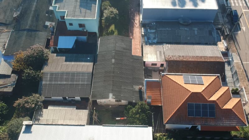 Foto 5 de 24: Casa em leilão em Passo Fundo - RS, bairro Centro — LOTE 702 UM LOTE DE TERRENO, constituído de parte do lote nº 17, com a área de 400,00m² + Benfeitori