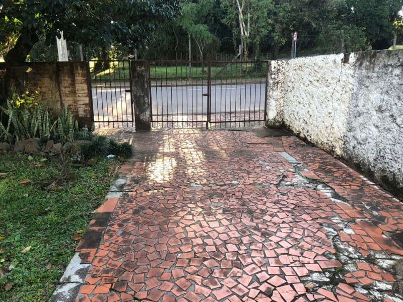 Foto 8 de 24: Casa em leilão em Passo Fundo - RS, bairro Centro — LOTE 702 UM LOTE DE TERRENO, constituído de parte do lote nº 17, com a área de 400,00m² + Benfeitori
