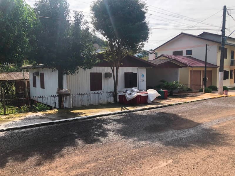 Foto 9 de 12: Terreno em leilão em Mariano Moro - RS, bairro Centro — LOTE 001 LOTE URBANO Nº 6, da Quadra nº 16, com a área de 340,00² em MARIANO MORO/RS + Benfeitoria