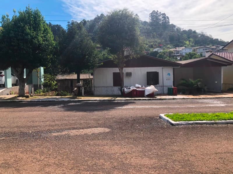 Foto 12 de 12: Terreno em leilão em Mariano Moro - RS, bairro Centro — LOTE 001 LOTE URBANO Nº 6, da Quadra nº 16, com a área de 340,00² em MARIANO MORO/RS + Benfeitoria