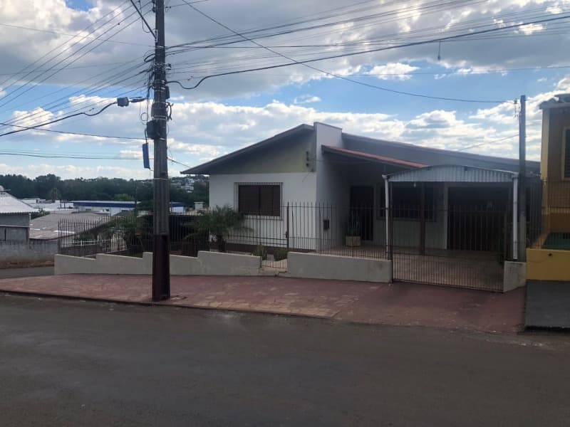 Foto 7 de 14: Terreno em leilão em Erechim - RS, bairro José Bonifácio — LOTE 006 LOTE URBANO Nº 30, da Quadra nº 04, esquina das Ruas João Risson e Ernesto Perachi, com áre