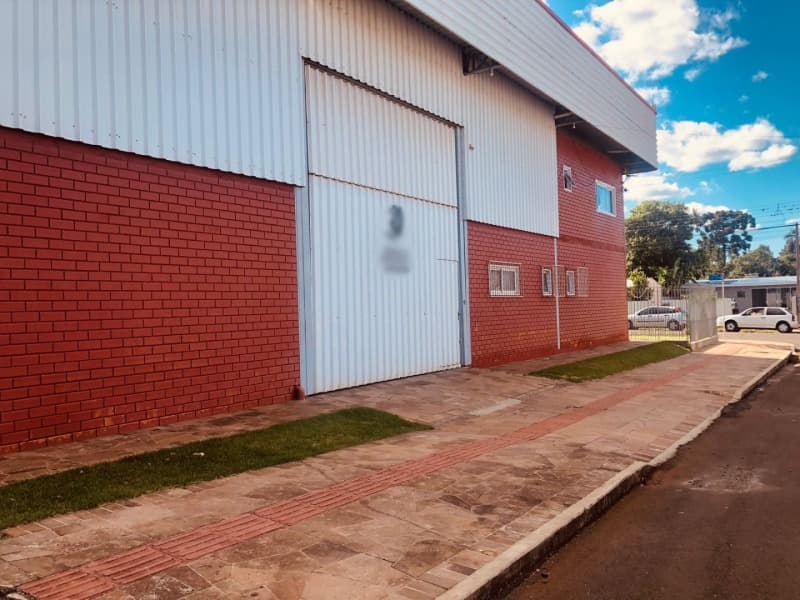Foto 3 de 17: Comercial em leilão em Erechim - RS, bairro Victória Ii — LOTE 007 LOTE URBANO Nº 10, desmembrado de Parte da Chácara nº 137, do Polígono Sul, esquina das Rua