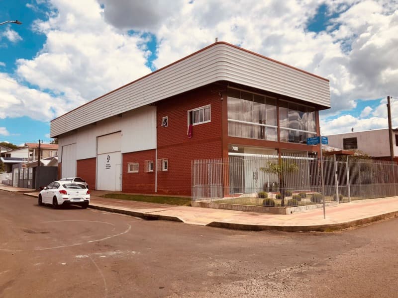 Foto 12 de 17: Comercial em leilão em Erechim - RS, bairro Victória Ii — LOTE 007 LOTE URBANO Nº 10, desmembrado de Parte da Chácara nº 137, do Polígono Sul, esquina das Rua