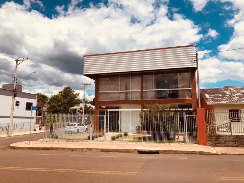 Foto 17 de 17: Comercial em leilão em Erechim - RS, bairro Victória Ii — LOTE 007 LOTE URBANO Nº 10, desmembrado de Parte da Chácara nº 137, do Polígono Sul, esquina das Rua