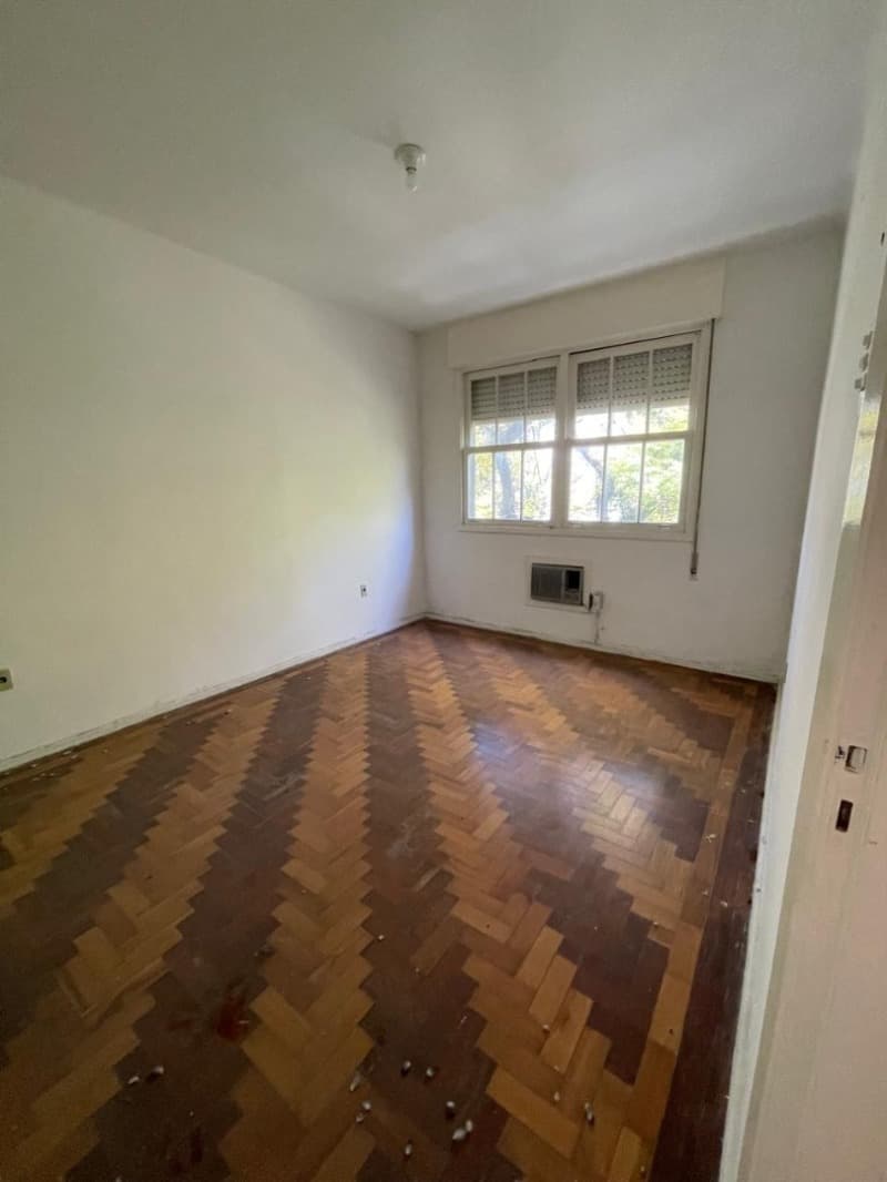 Foto 33 de 41: Apartamento em leilão em Porto Alegre - RS, bairro Petrópolis — LOTE 005 APARTAMENTO 403 do condomínio “EDIFÍCIO ALBINA”, no terceiro andar ou quinto pavimento, de