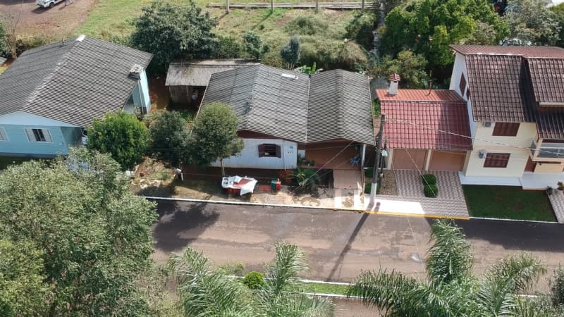 Foto 2 de 12: Casa em leilão em Mariano Moro - RS, bairro Centro — LOTE 005 LOTE URBANO Nº 6, da Quadra nº 16, com a área de 340,00² em MARIANO MORO/RS + Benfeitoria