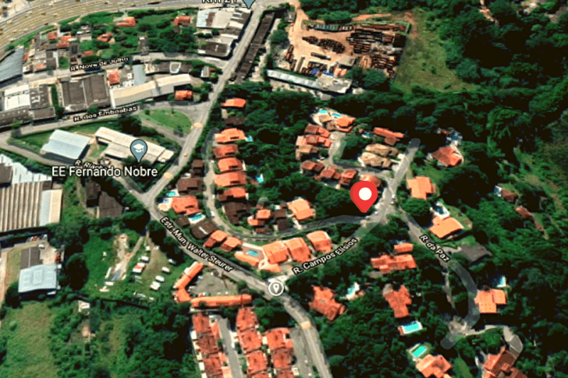 Casa em leilão em Cotia - SP — LOTE 001 Casa - Condomínio Petit Village - Cotia/SP