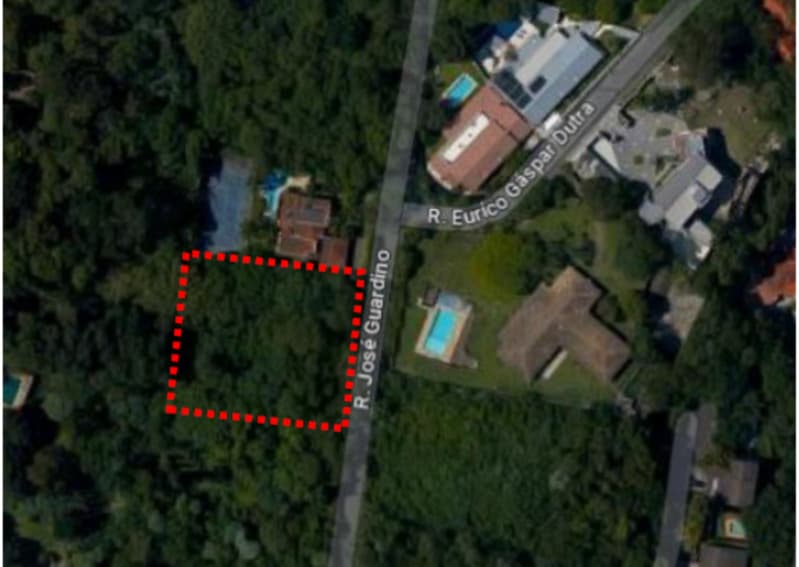 Foto 1 de 3: Terreno em leilão em Carapicuíba - SP — LOTE 001 Terreno de 2.701 m² no Cond. Parque Primavera em Carapicuíba/SP