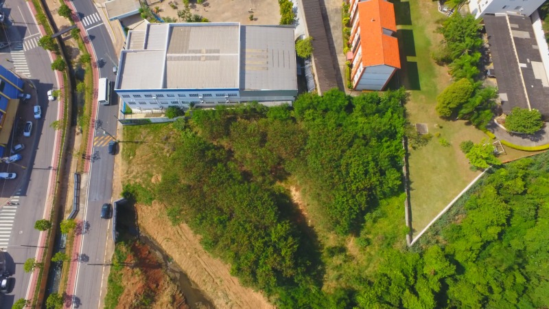 Foto 1 de 4: Terreno em leilão em Porto Feliz - SP — LOTE 001 Terreno de 4.220,32 m² em Porto Feliz/SP