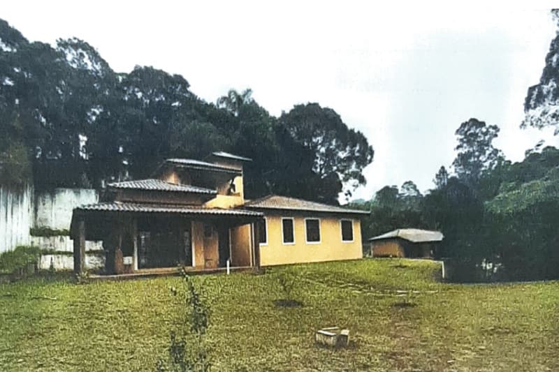 Foto 1 de 9: Casa em leilão em Cotia - SP, bairro Caucaia do Alto — LOTE 001 Casa no Condomínio Colonial Village em Cotia/SP