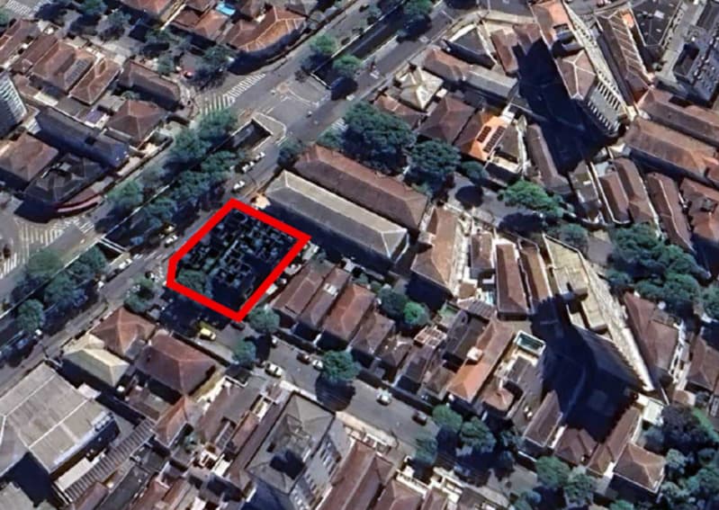 Foto 3 de 4: Terreno em leilão em Santos - SP, bairro Embaré — LOTE 001 A QUOTA PARTE EQUIVALENTE A 753,09m² de um Terreno em Santos/SP