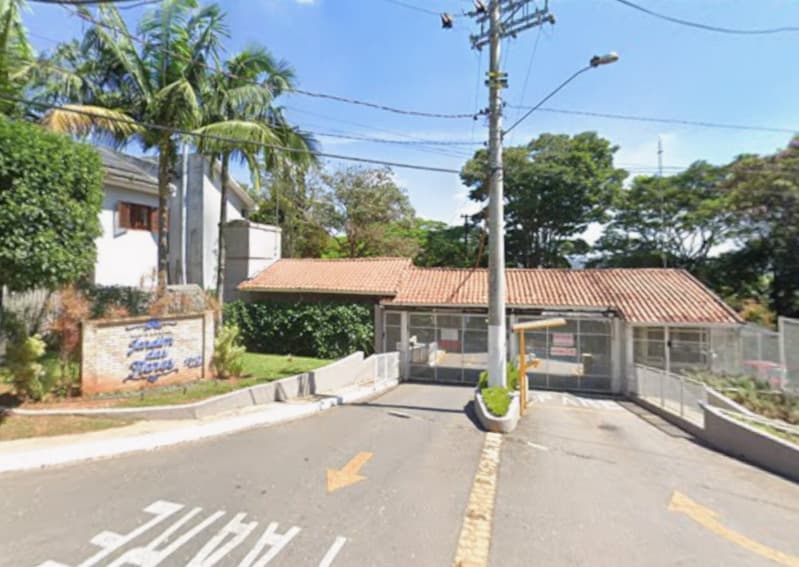 Terreno em leilão em Cotia - SP, bairro Jardim Ipê — LOTE 001 Terreno de de 307,30m² no Lot. Jardim das Flores em Cotia/SP