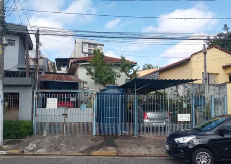 Casa em leilão em São Paulo - SP, bairro Vila Nova Savoia — LOTE 001 Casa em terreno de 400,00m² na Vila Matilde/SP