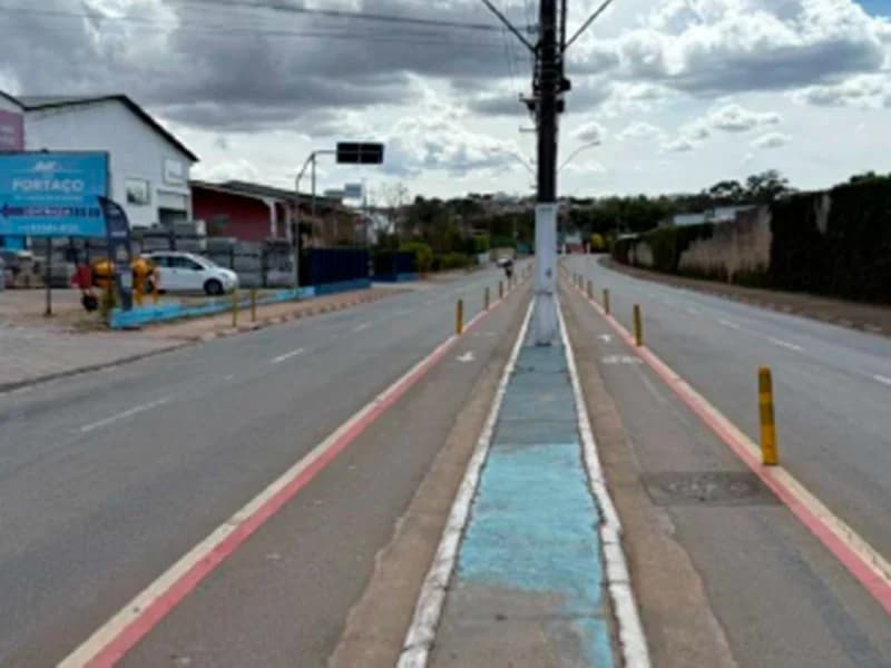 Foto 1 de 5: Comercial em leilão em Bragança Paulista - SP, bairro Uberaba — Prédio - Bragança Paulista - SP