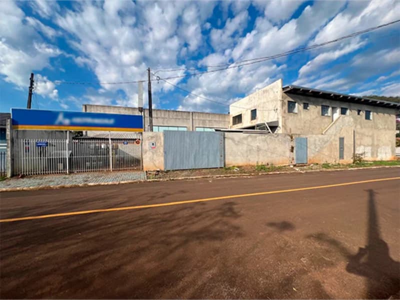 Foto 4 de 4: Comercial em leilão em Marquinho - PR, bairro Roziski — Prédio comercial - Marquinho - PR