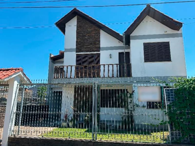 Foto 1 de 7: Comercial em leilão em Canoas - RS, bairro Niterói — Casa - Canoas - RS