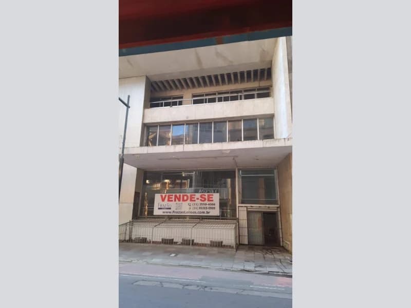 Foto 29 de 40: Comercial em leilão em Porto Alegre - RS, bairro Centro Historico — Prédio comercial - Porto Alegre - RS