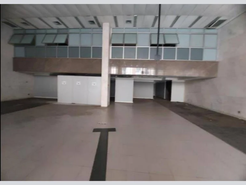 Foto 31 de 40: Comercial em leilão em Porto Alegre - RS, bairro Centro Historico — Prédio comercial - Porto Alegre - RS