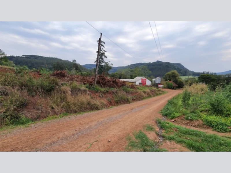 Foto 7 de 10: Terreno em leilão em Encantado - RS — Fração de terra - Encantado - RS