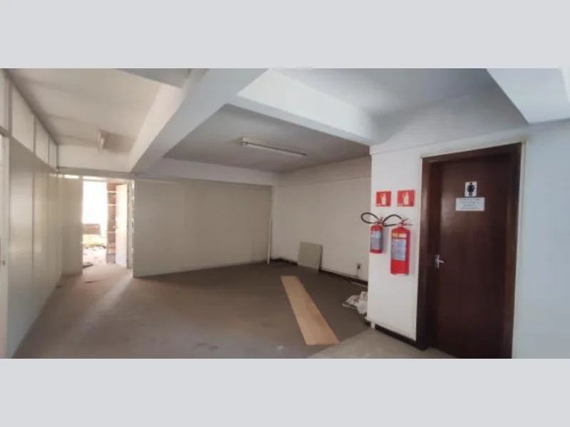 Foto 1 de 3: Comercial em leilão em Cachoeira Do Sul - RS, bairro Centro — Sala - Cachoeira do Sul - RS