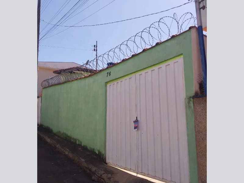 Foto 4 de 5: Casa em leilão em Alfenas - MG, bairro Jardim São Carlos — Casa - Alfenas - MG