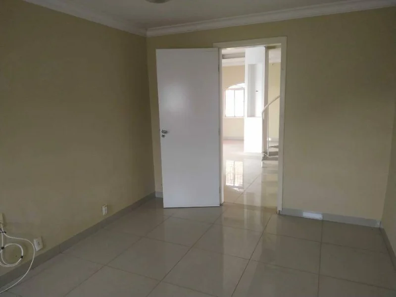 Foto 27 de 62: Casa em leilão em Cuiabá - MT, bairro Jardim Mariana — Casa - Cuiabá - MT
