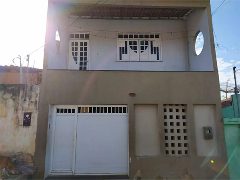 Foto 1 de 25: Casa em leilão em Bacabal - MA, bairro Centro — Casa - Bacabal - MA