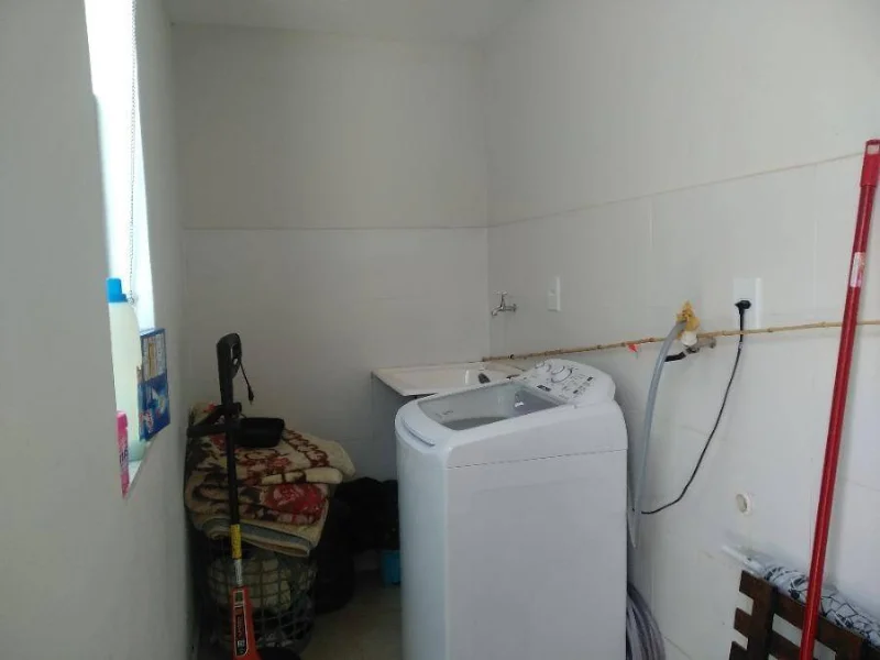 Foto 1 de 24: Casa em leilão em Varginha - MG, bairro Santa Luzia — Casa - Varginha - MG