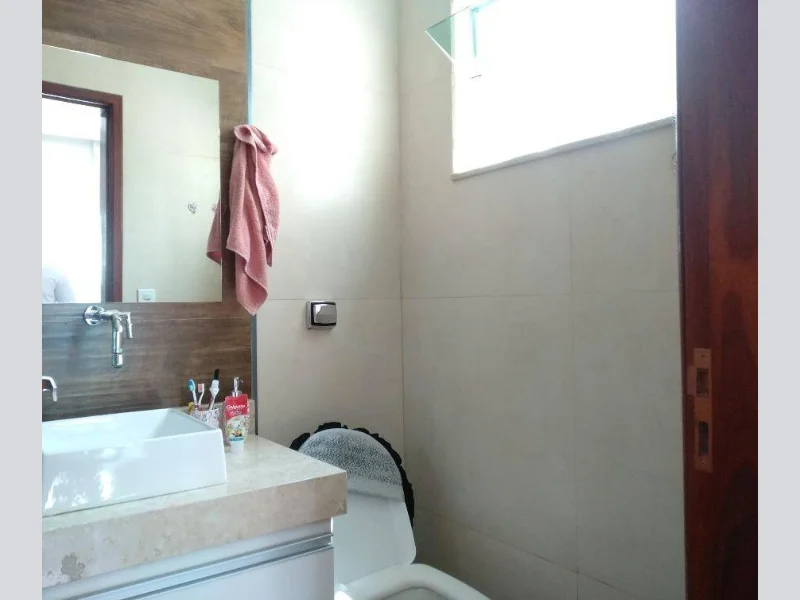 Foto 2 de 24: Casa em leilão em Varginha - MG, bairro Santa Luzia — Casa - Varginha - MG