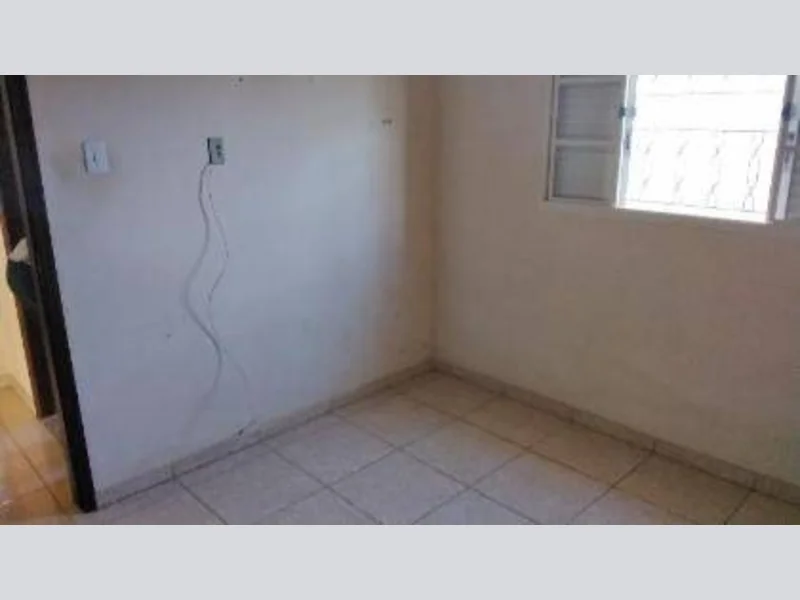 Foto 4 de 13: Casa em leilão em Angatuba - SP, bairro Vila Nova — Casa - Angatuba - SP