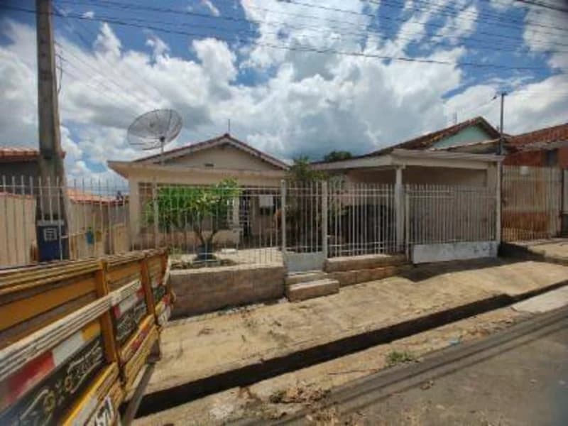 Foto 9 de 13: Casa em leilão em Angatuba - SP, bairro Vila Nova — Casa - Angatuba - SP