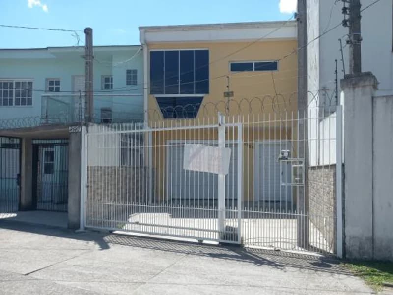 Comercial em leilão em Pelotas - RS, bairro Jardim Europa — Prédio - Pelotas - RS