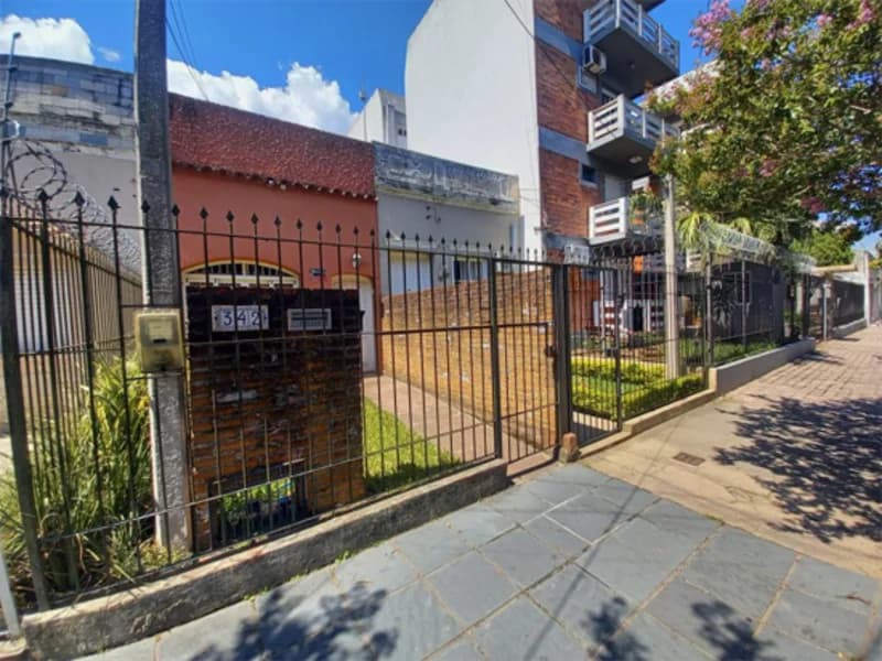 Foto 2 de 6: Casa em leilão em Pelotas - RS, bairro Centro — Casa - Pelotas - RS