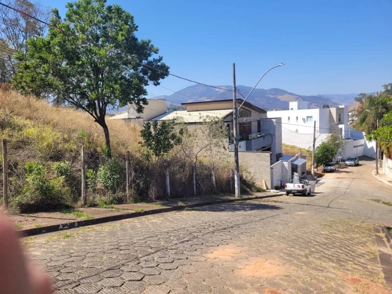 Foto 5 de 6: Terreno em leilão em Itajubá - MG, bairro Loteamento Jardim América — Terreno - Itajubá - MG