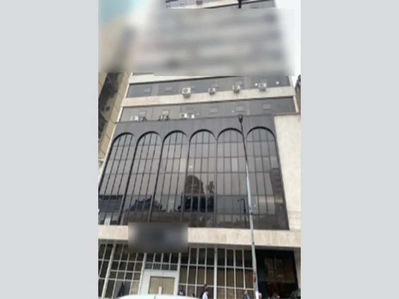 Foto 1 de 23: Comercial em leilão em Porto Alegre - RS, bairro Centro — Sala - Porto Alegre - RS