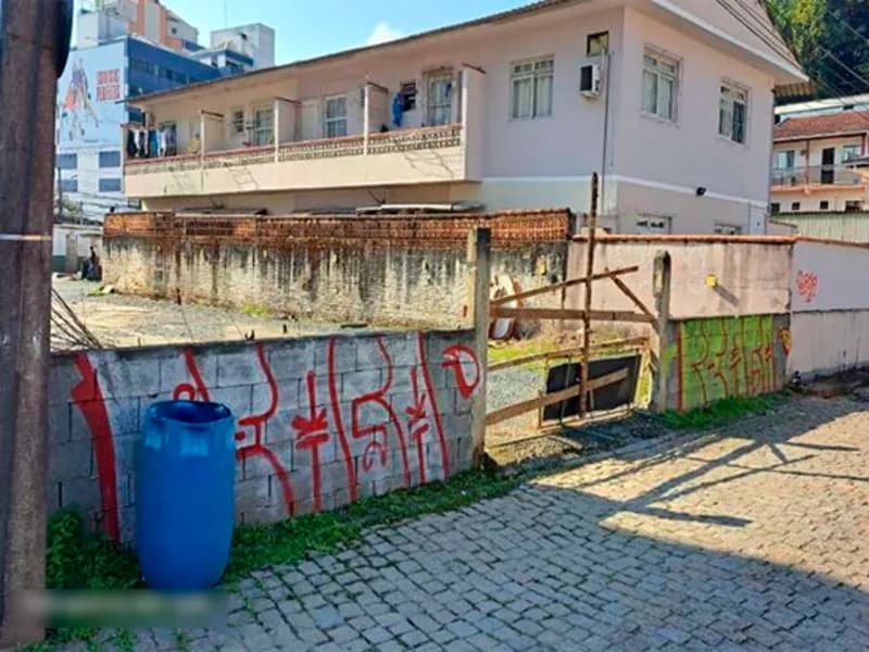 Foto 1 de 4: Terreno em leilão em Blumenau - SC, bairro Centro — Terreno - Blumenau - SC