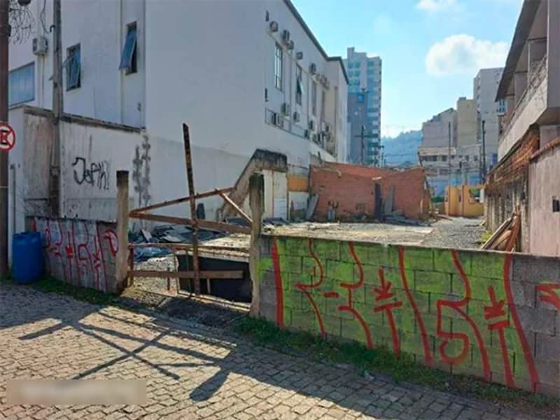 Foto 3 de 4: Terreno em leilão em Blumenau - SC, bairro Centro — Terreno - Blumenau - SC