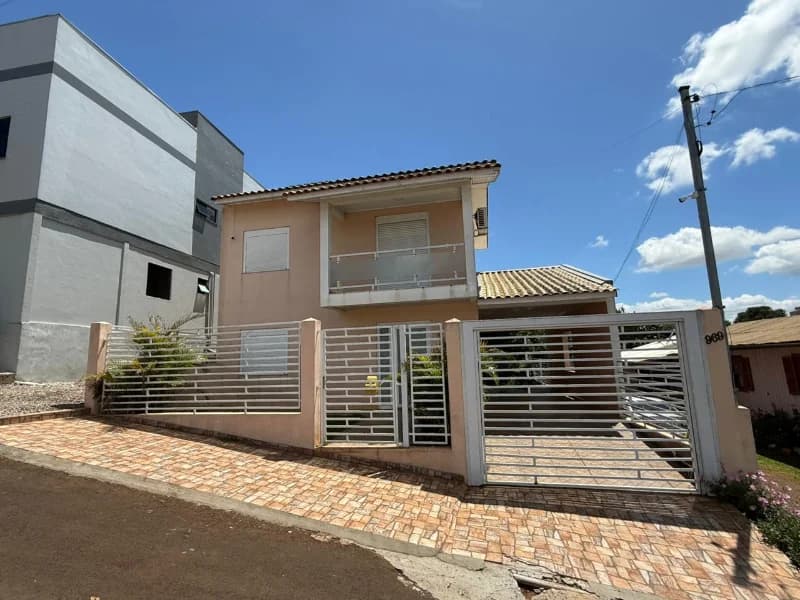 Casa em leilão em Ronda Alta - RS, bairro Centro — Casa - Ronda Alta - RS