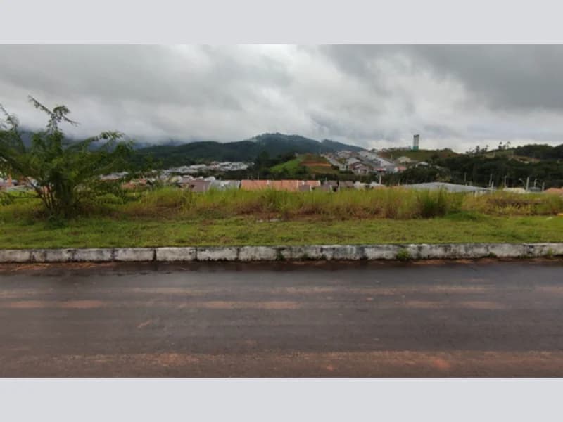 Foto 1 de 14: Terreno em leilão em Indaial - SC, bairro Arapongas — Terreno - Indaial - SC