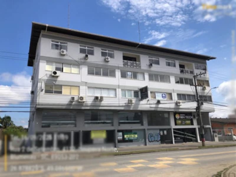 Foto 1 de 17: Comercial em leilão em Blumenau - SC, bairro Itoupava Norte — Sala - Blumenau - SC