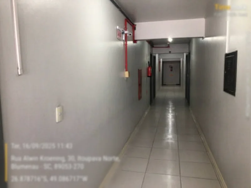 Foto 14 de 17: Comercial em leilão em Blumenau - SC, bairro Itoupava Norte — Sala - Blumenau - SC