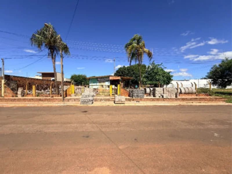 Comercial em leilão em Sonora - MS, bairro Centro — Prédio - Sonora - MS